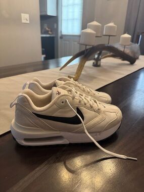 Women’s Nike White Sneakers with Black Swoosh